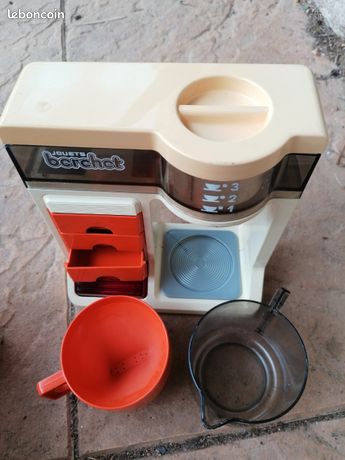 KKSJK Cafetière en Bois Jouet Enfant, Service à Café Jouet avec Machine a Cafe, Menu et