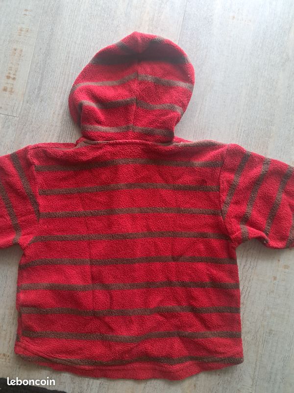 Gilet ZIPPÉ rouge avec Capuche - TAILLE 18MOIS (86cm) - (image 2)