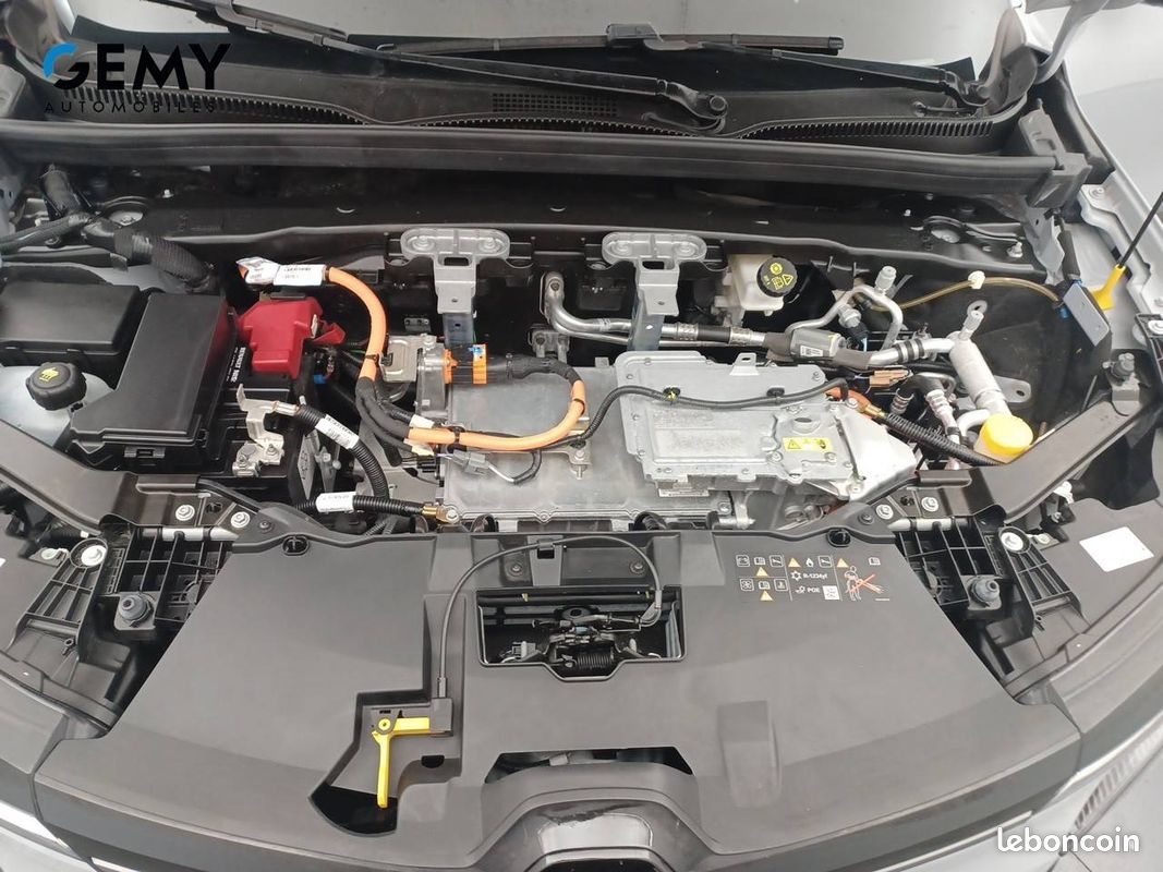 RENAULT Megane E-Tech EV60 220 ch super charge Equilibre (image 12)