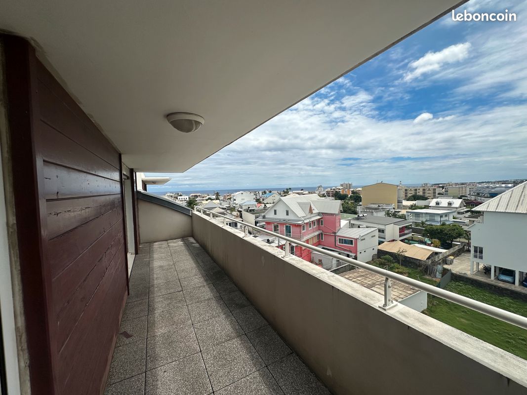 Appartement 4 pièces 90 m² · à Saint-Denis · 90 m² · 1 300 €