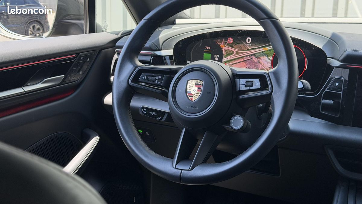 PORSCHE MACAN 4 - 100% Electric - 408 CH - Autonomie 611 km (image 19)