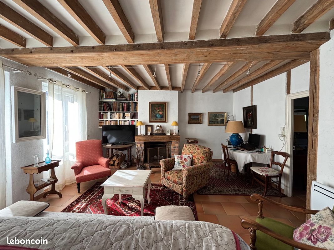 Maison 5 pièces 115 m² · à Rogny-les-Sept-Écluses · 115 m² · 85 000 €