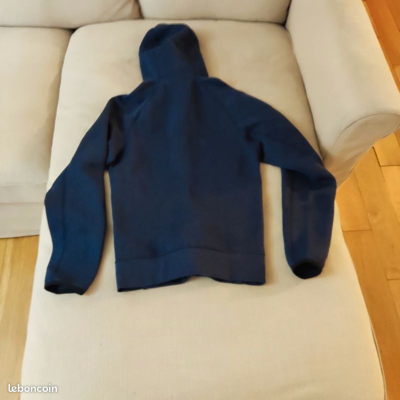 Veste Nike tech bleu marine neuf taille S (image 2)