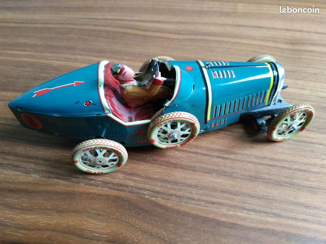 Spiral race car / voiture mécanique tôle | Kaufen auf