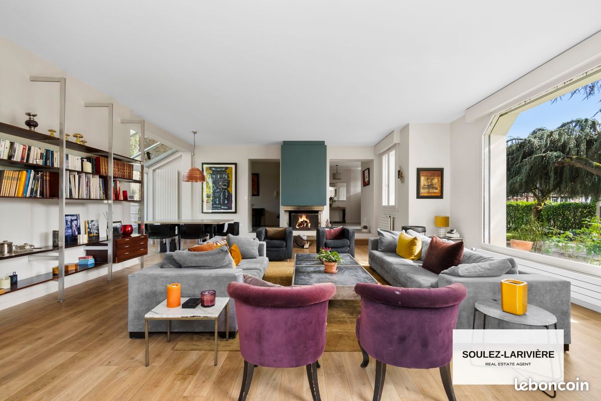 Maison 10 pièces 308 m² · à Vaucresson · 308 m² · 2 060 000 €