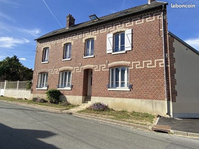 Maison 7 pièces 100 m² · à Lassigny · 100 m² · 299 000 €