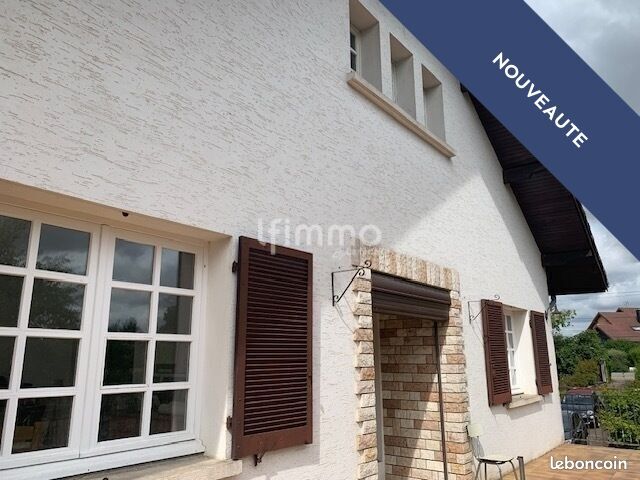 Maison 8 pièces 200 m² · à Uxegney · 200 m² · 286 000 €