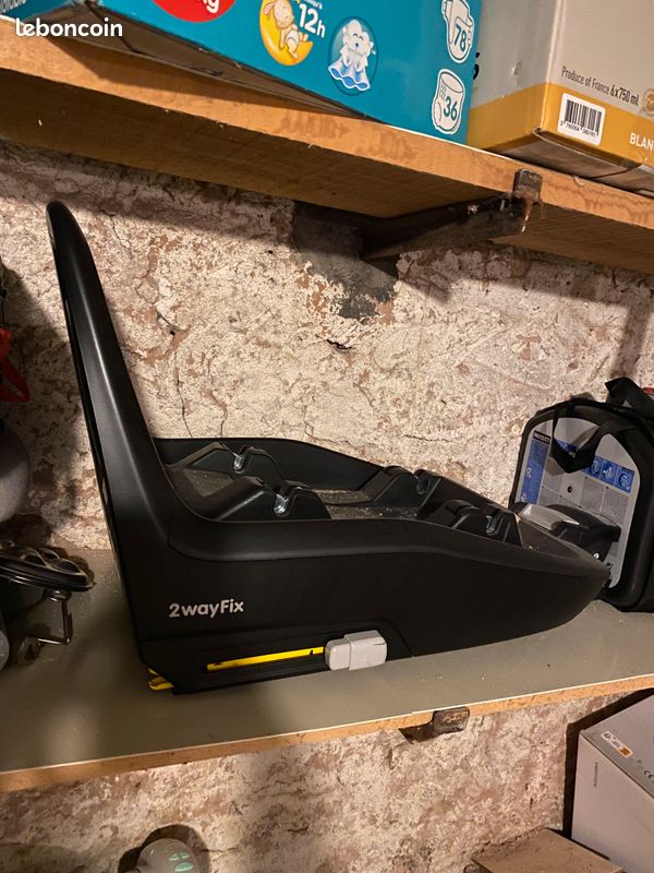 Vend poussette, landau, cosi, embase isofix (image 3)