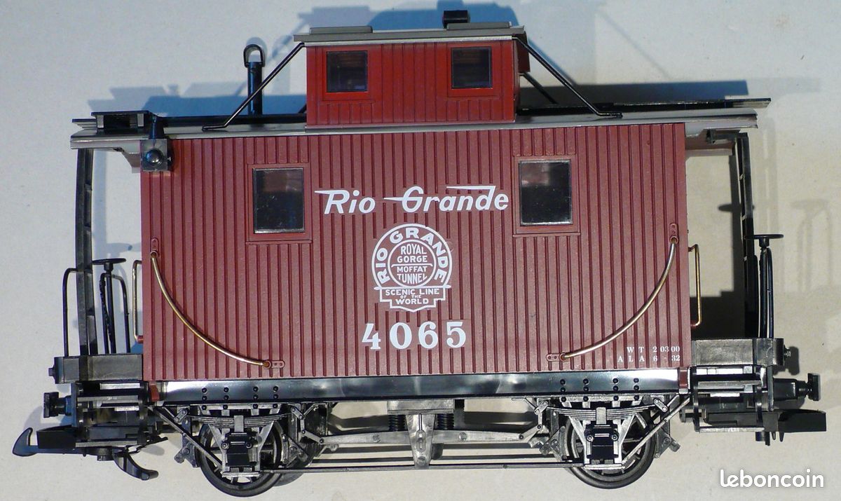 Ancien LOT WAGONS et RAILS HO TYCO avec boites