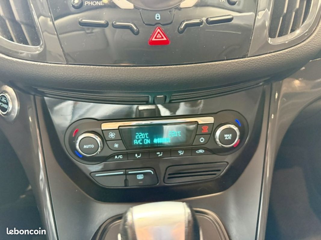 FORD KUGA 2.0 TDCi 140 FAP 4x4 Titanium Powershift A (image 15)