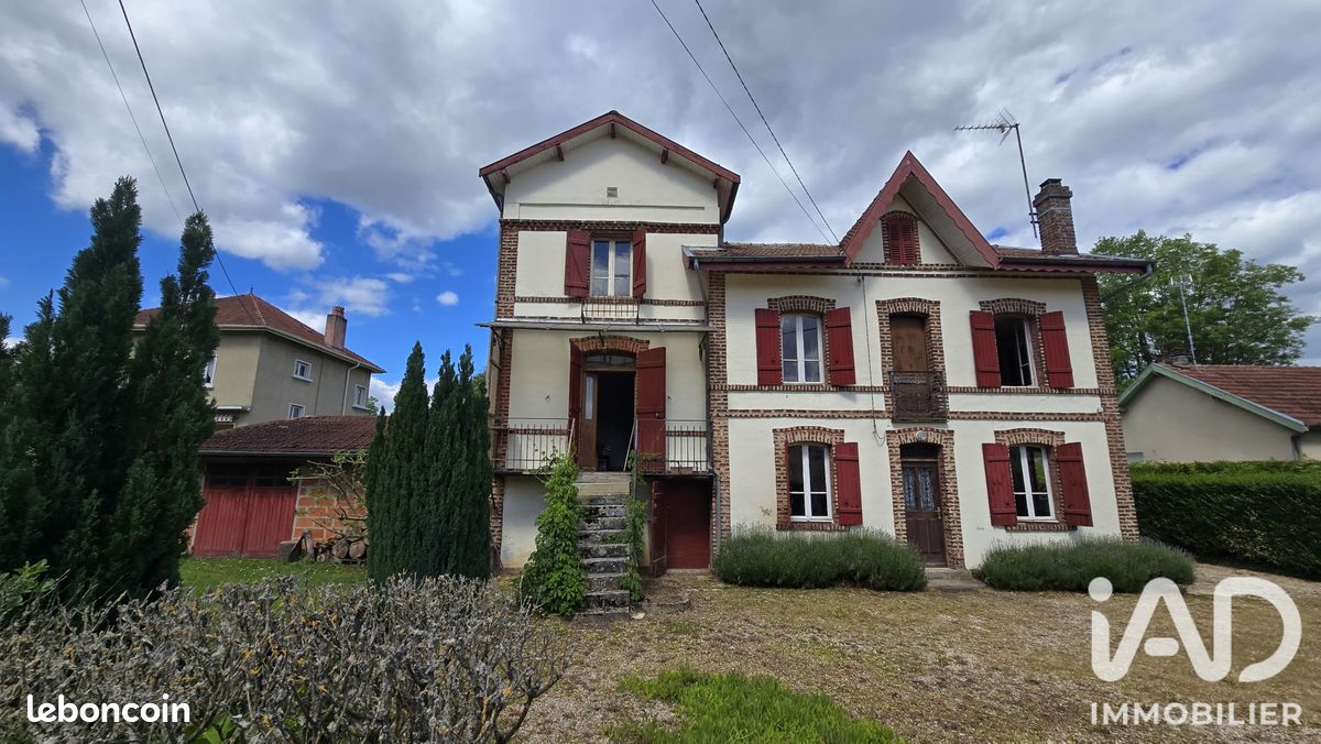 Maison 6 pièces 138 m² · à Éclaron-Braucourt-Sainte-Livière · 138 m² · 90 000 €
