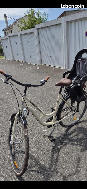 Vélo de ville McKenzie en bon état (image 3)