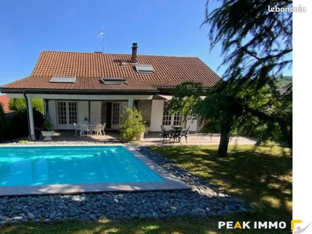 Maison 5 pièces 134 m² · à Vétraz-Monthoux · 134 m² · 735 000 €
