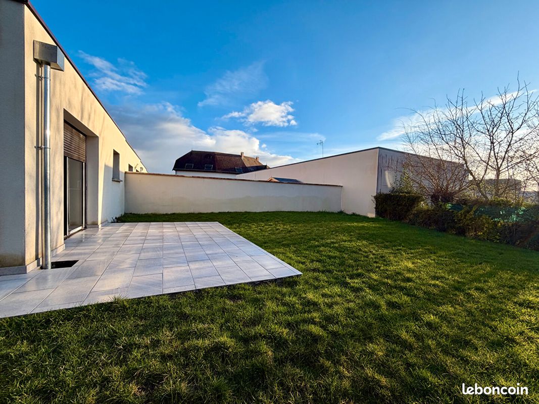 Maison 6 pièces 120 m² · à Saint-André-les-Vergers · 120 m² · 229 000 €