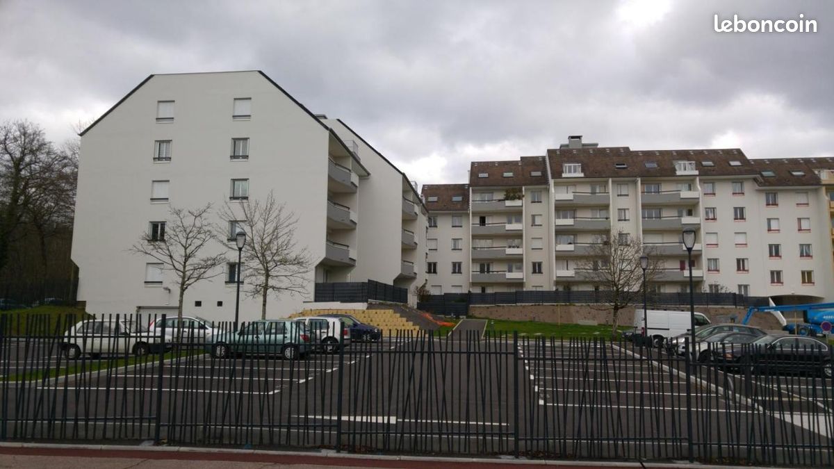 Appartement a louer - 3 pièce(s) - 74 m2 - Surfyn