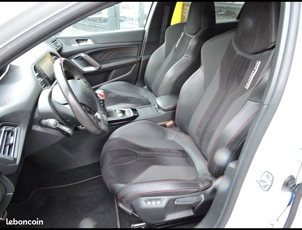 Peugeot 308 II PHASE 2 1.6 PURETECH 262 GTI BY PEUGEO (image 9)