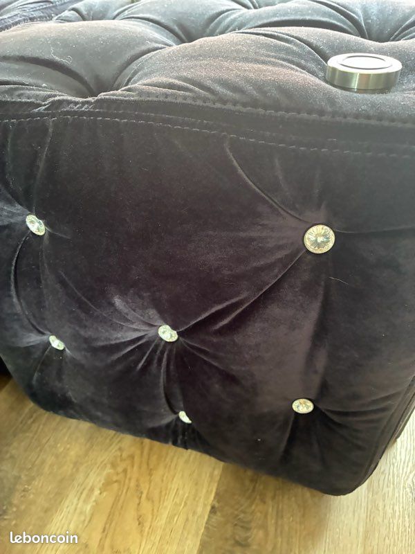 Pouf Bretz avec verrins pour supporter un plateau en verre (image 1)