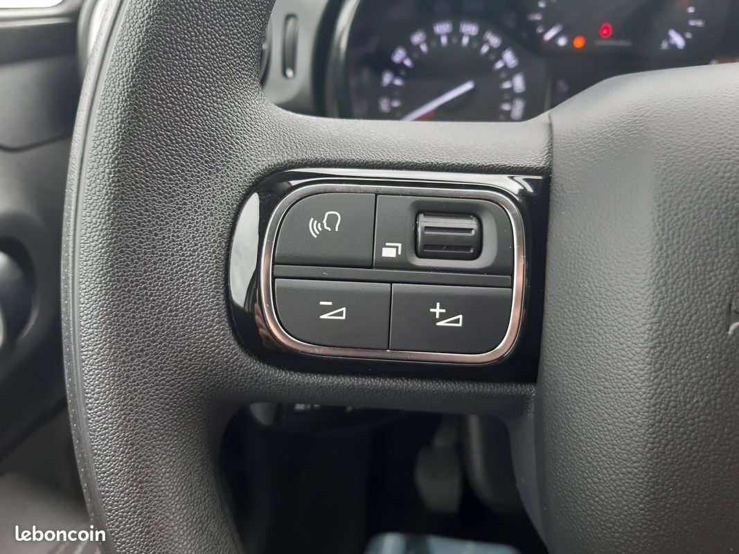 CITROEN C3 BlueHDi 100 ch BVM6 Plus (image 18)