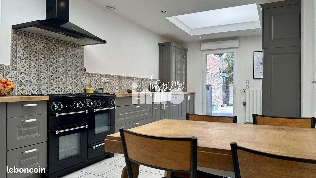 Maison 5 pièces 110 m² · à Tourcoing · 110 m² · 1 105 €/mois