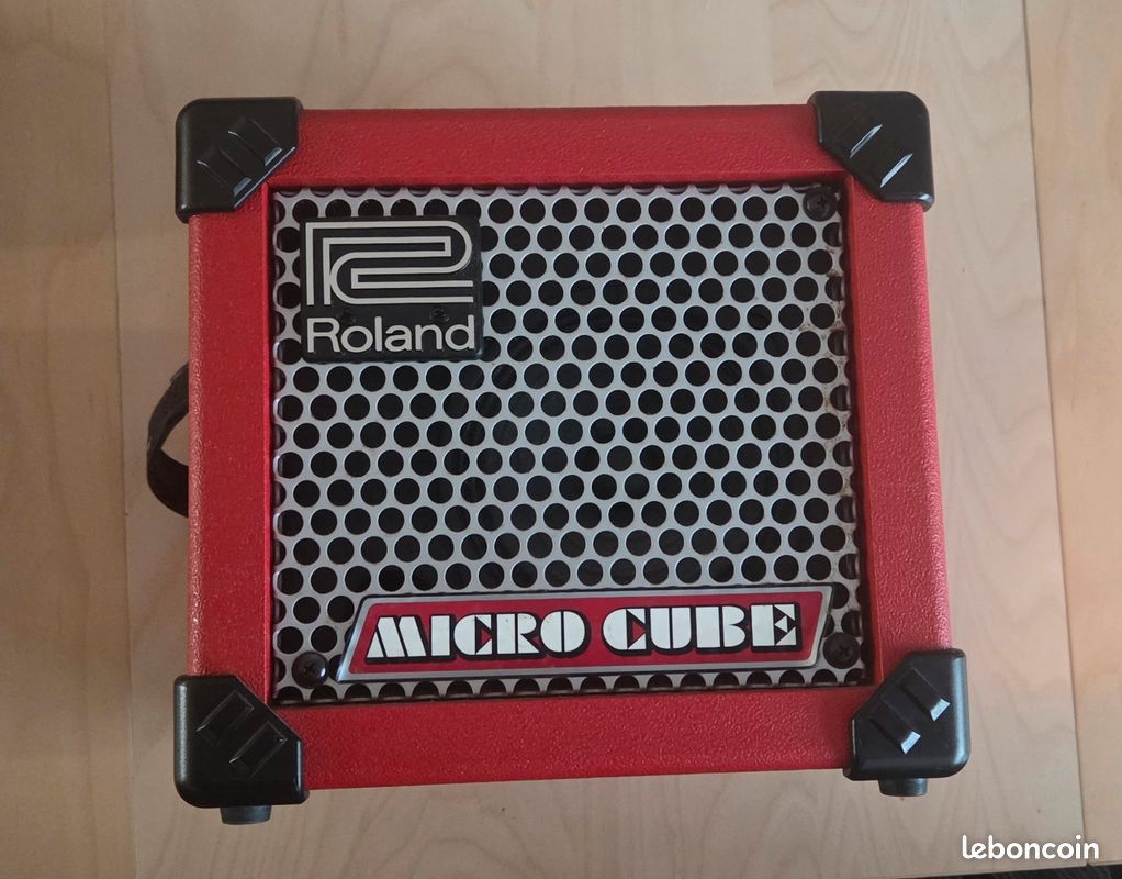 Ampli Roland (image 1)
