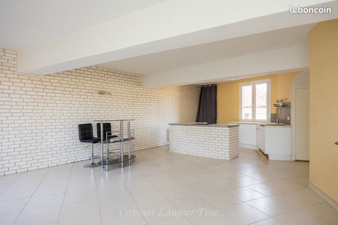 Propriété 5 pièces 250 m² — 12