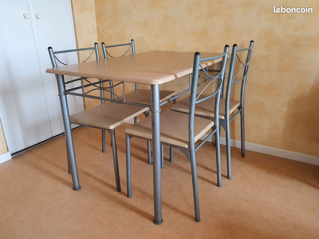 Ensemble repas 1 table + 4 chaises (image 1)