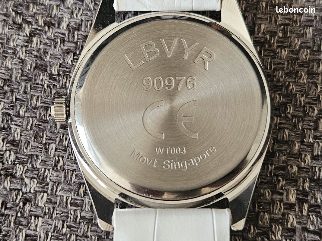 Montre Femme LBVVR Vintage à Quartz - Cadran Argenté, Chiffres Romains - Bracelet Acier Brillants - Très Bon état Occasion