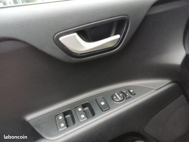 Kia Rio 1.0 T-GDI 100ch ISG Design Euro6d-T (image 16)