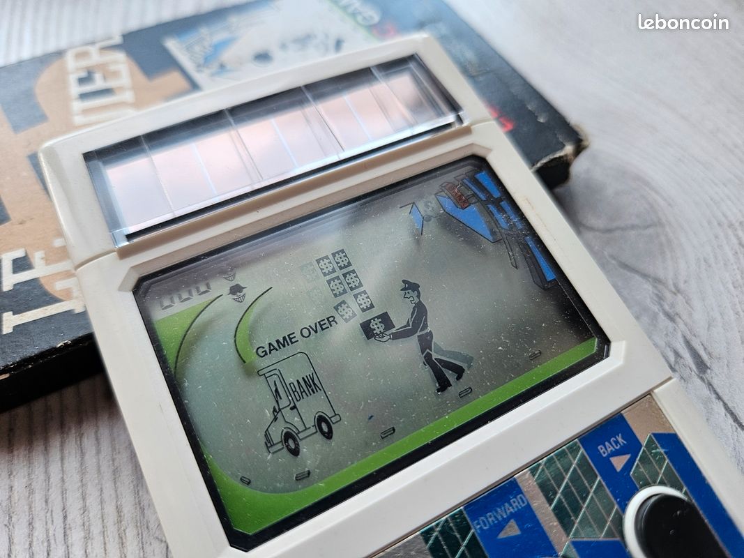 Casio Cg-20 Money and bomb jeu électronique handheld game