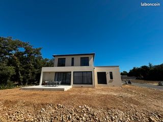Maison 6 pièces 152 m² · à Uzès · 152 m² · 567 000 €