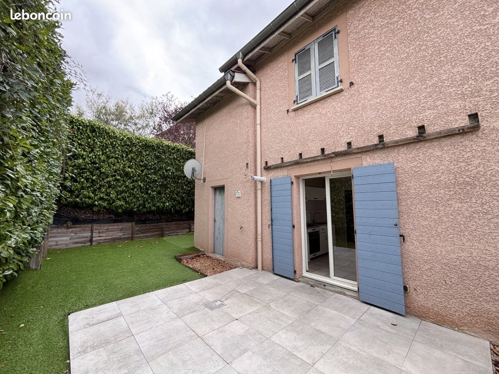 Maison 5 pièces 104 m² · à Saint-Pierre-la-Palud · 104 m² · 1 110 €/mois