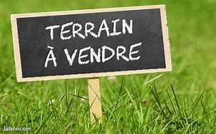 Terrain 366 m² · à Sainte-Suzanne · 366 m² · 142 000 €