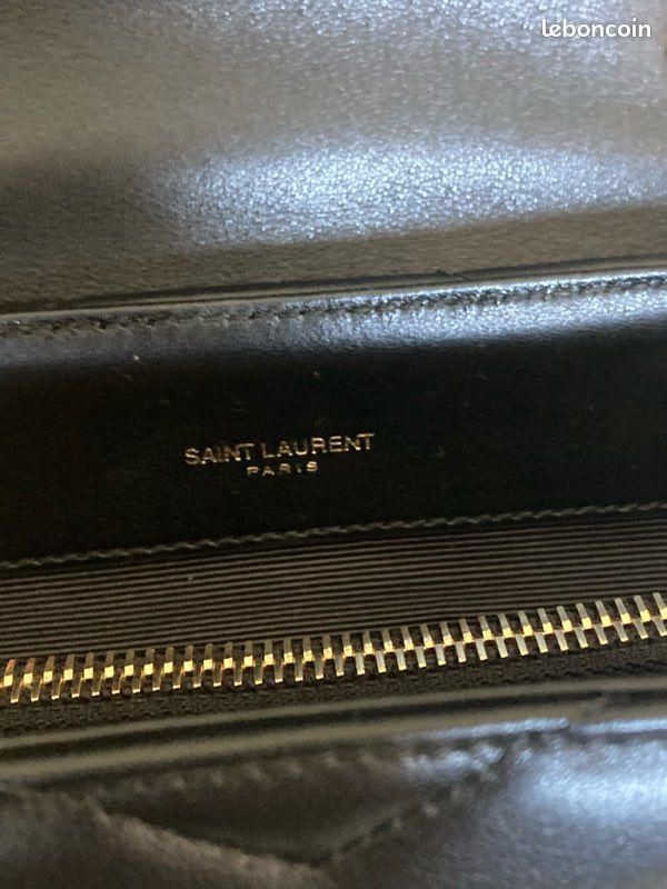 Sac à main YSL Loulou Small noir et or (image 9)