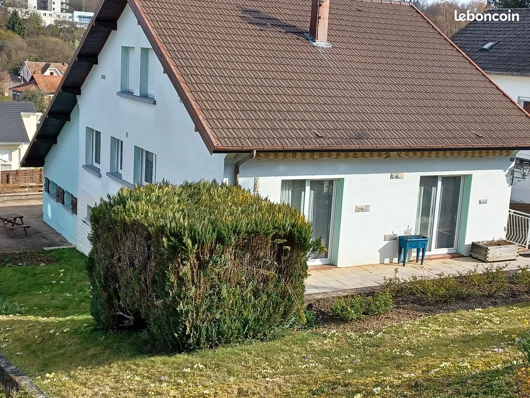 Maison 6 pièces 130 m² · à Étupes · 130 m² · 204 000 €