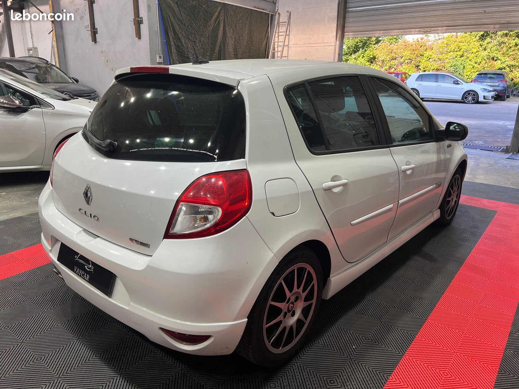 RENAULT CLIO III GT GORDINI 1.5DCI 106ch GPS Tomtom (image 7)