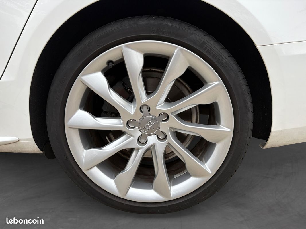 AUDI A5 (2) SPORTBACK 2.0 TDI 190 S LINE QUATTRO S TRONIC 190Ch Garantie 12 mois TRÉS BON ÉTAT SUIVI AUDI (image 18)