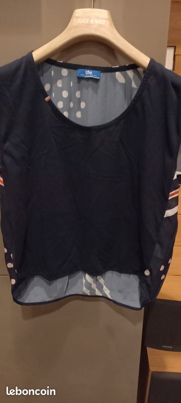 Blouse marque tbs (image 1)