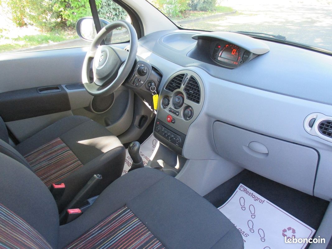 Renault MODUS 1.5 DCI 65CH EXPRESSION (image 11)