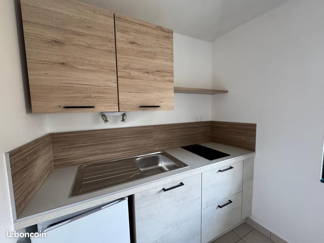 Appartement 1 pièce 17 m² · à Limoges · 17 m² · 350 €/mois