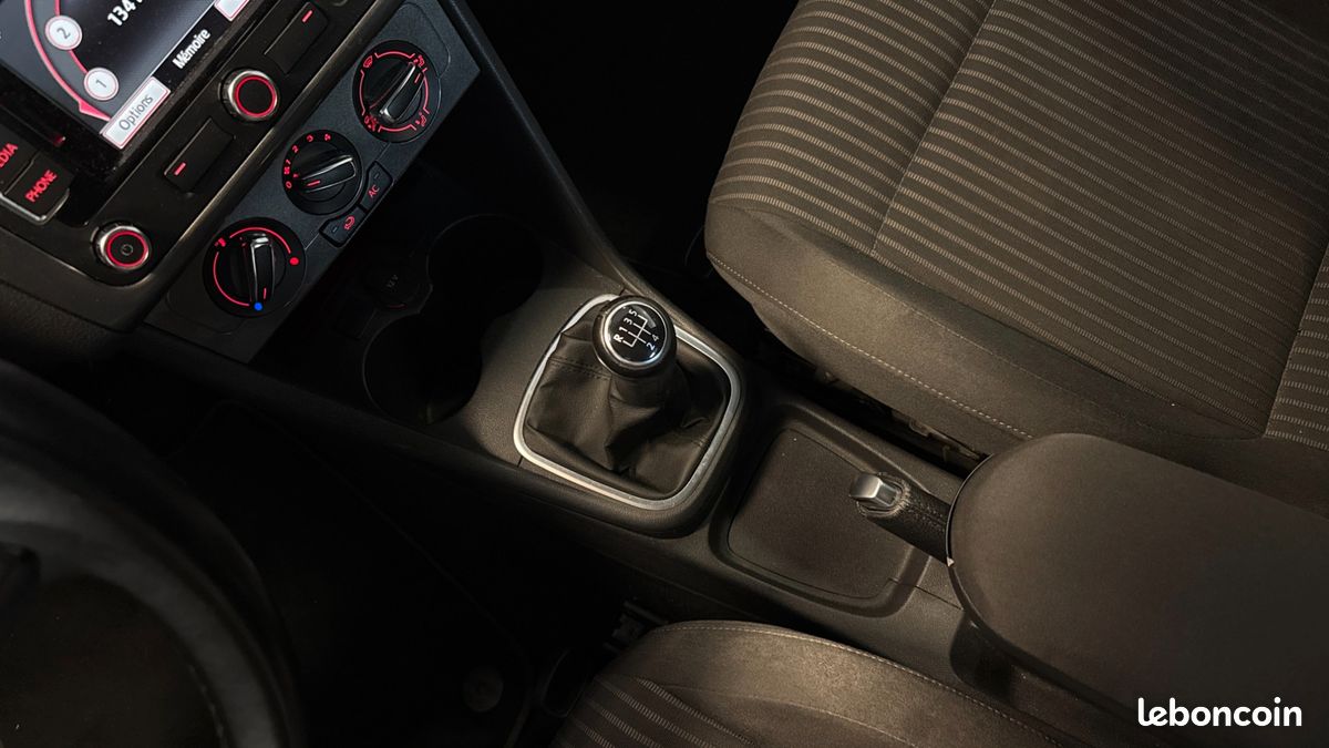VOLKSWAGEN POLO 1.4 85 SPORT LINe (image 20)