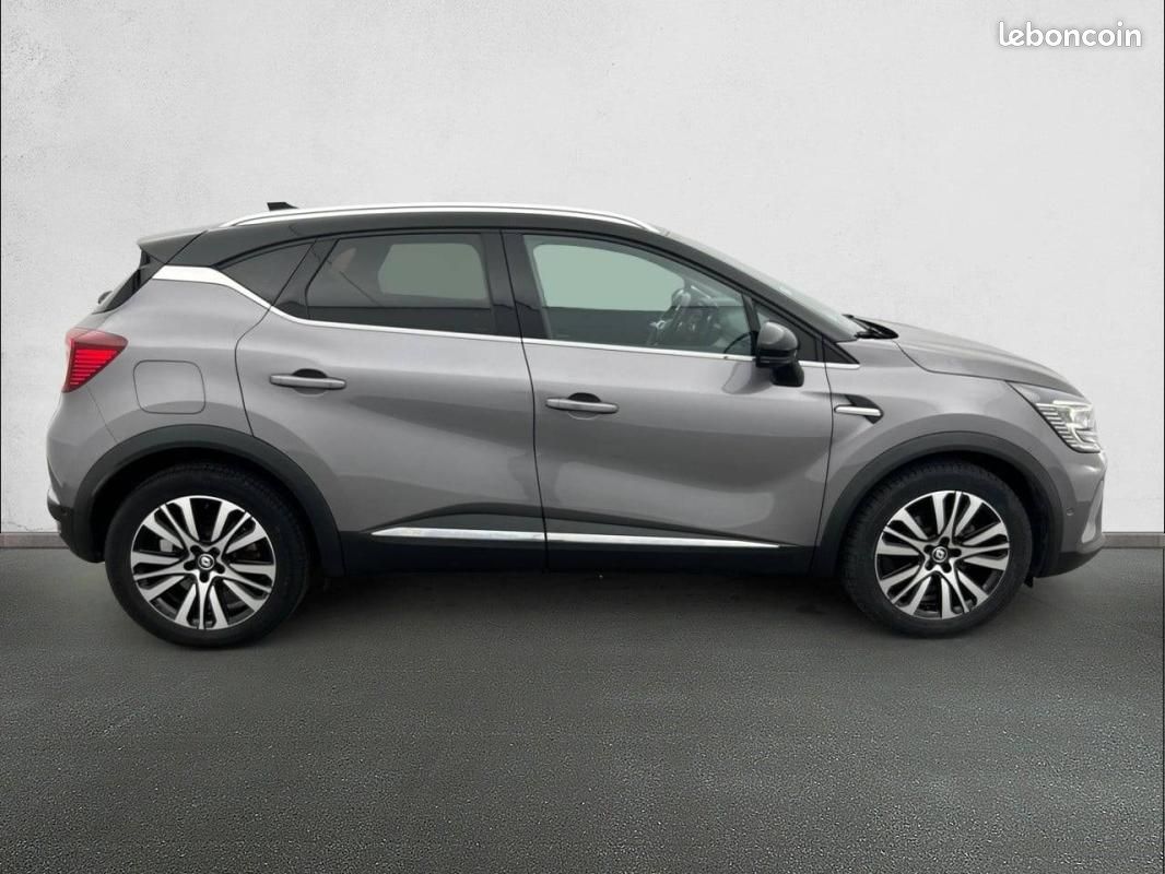 Renault Captur E-Tech Plug-in 160 - 21 Initiale Paris (image 4)