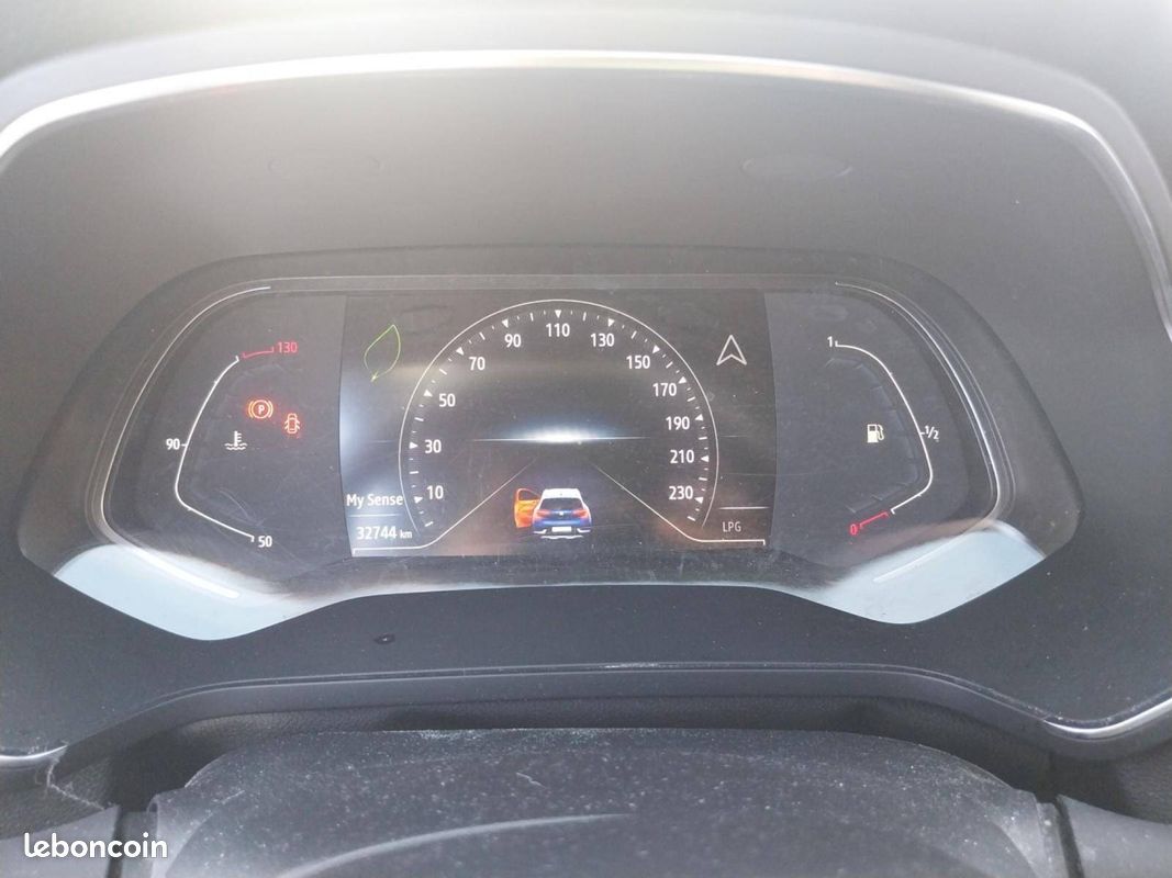 RENAULT Captur TCe 100 GPL SL Rive Gauche (image 13)