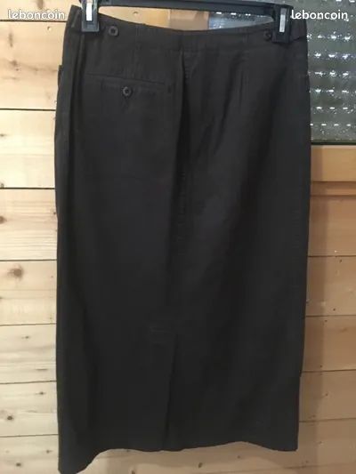 NEUVE cette Jupe M&F GIRBAUD Taille 42F