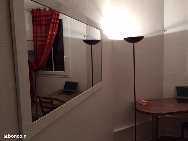 Chambre 1 pièce 9 m²