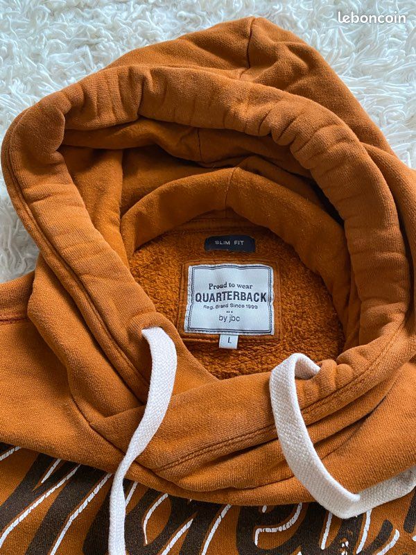 Sweat-shirt à capuche Vêtements