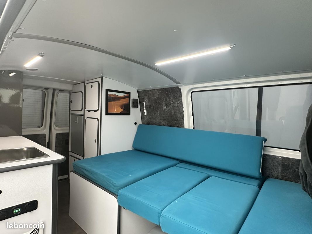 VOLKSWAGEN TRANSPORTER T6 L2H1 2.0 TDi 102ch ENTIEREMENT AMÉNAGÉ - GARANTIE 12 MOIS (image 8)