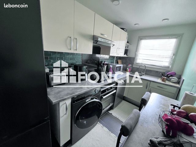 Appartement a louer moissy-cramayel - 3 pièce(s) - 73 m2 - Surfyn