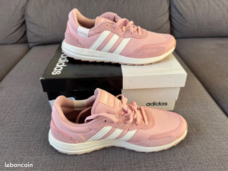Marche Sportive Basket Adidas Femme Pour La Marche Chaussures