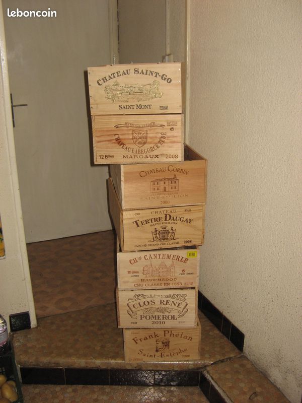 Plus de 70 caisses de vin en bois (image 1)