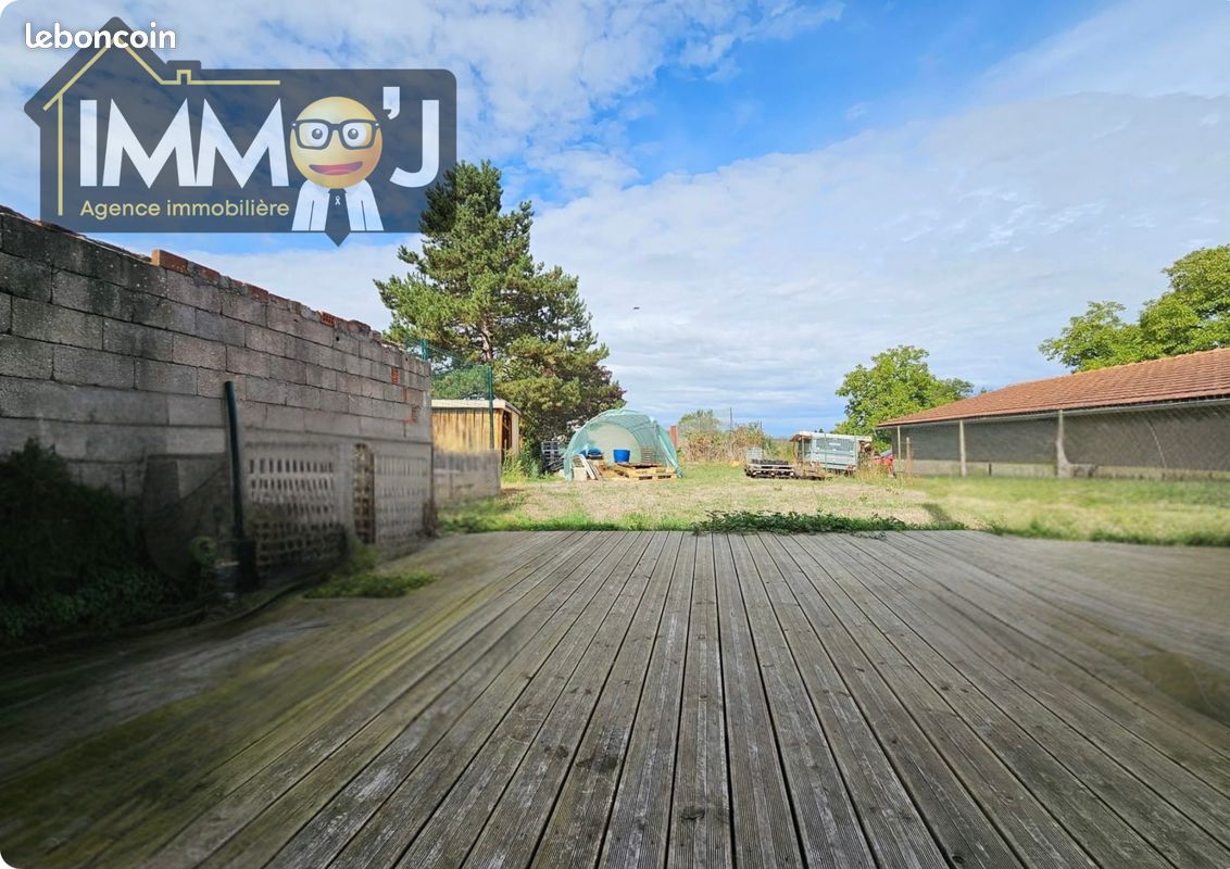 Maison 4 pièces 170 m² · à Vincey · 170 m² · 99 000 €
